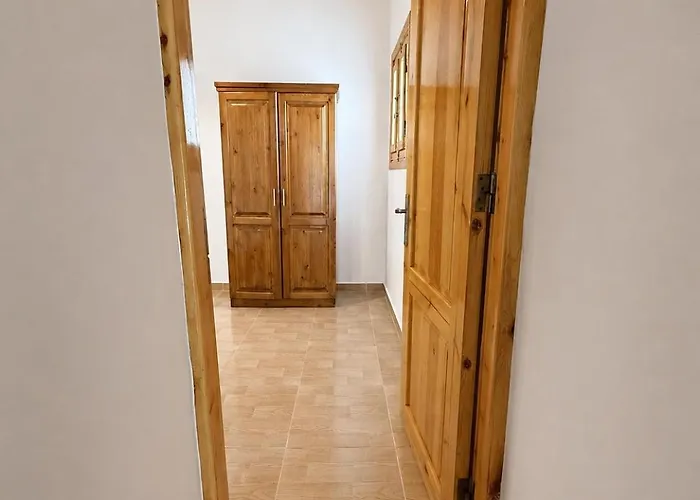 Bedro Private Garden & Outdoor Lounge 1 Min To Sea بيت للعطل دهب