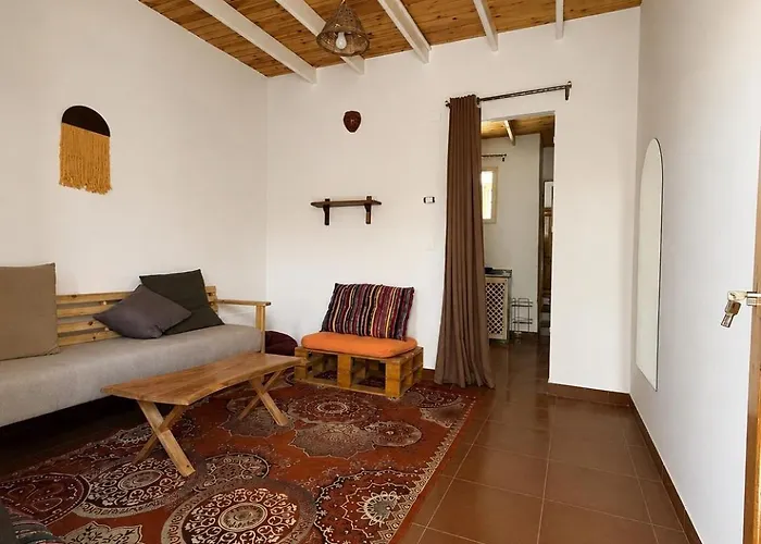 Bedro Private Garden & Outdoor Lounge 1 Min To Sea دهب